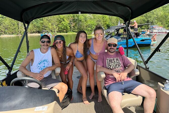 3 Hour 25ft Pontoon Party Boat with Captain up to 12 people - Who this pontoon party boat is best for (and who should skip it)