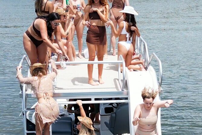 30ft Double Decker Triple Slide Party Boat with Captain up to 22 - The cruise and arrival rhythm: what to expect when you meet the boat