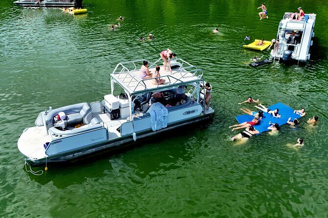 Aloha Paradise Private Boat Rental Percy Priest - Who This Boat Rental Is Perfect For (and Who Might Want Something Else)