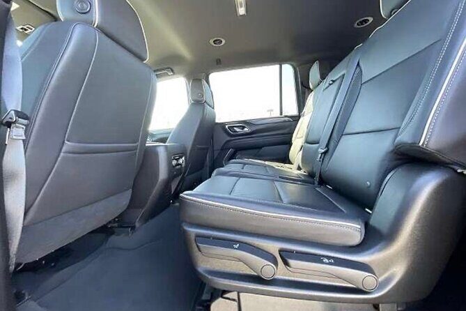 Best Nashville limo service and airport Transportation- Departure - Timing and Delays: Why This Service Feels Reliable