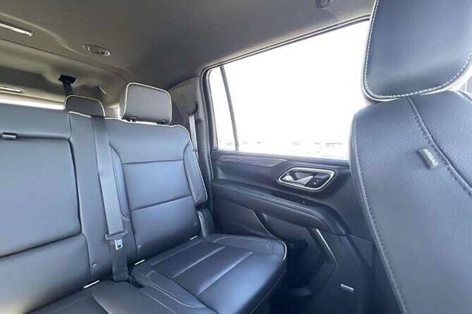 Best Nashville limo service and airport Transportation- Departure - Why Nashville Drivers Matter (Especially When You’re Busy)