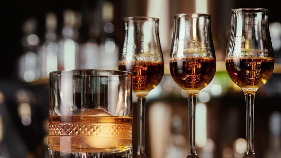 Bourbon & Blood A Tennessee Whiskey History & Tasting Tour - Your Whiskey Guide: Trained Storyteller, Not a Bartender Chat