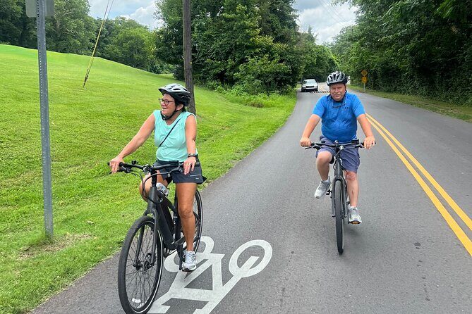East Nashville Neighborhood E-bike Tour - Guide quality and safety: what you should expect on the ride