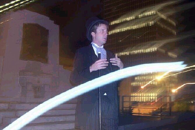 Haunted Nashville Night-Time Walking Tour with Costumed Guide - Meet at 511 Union St for the nighttime start