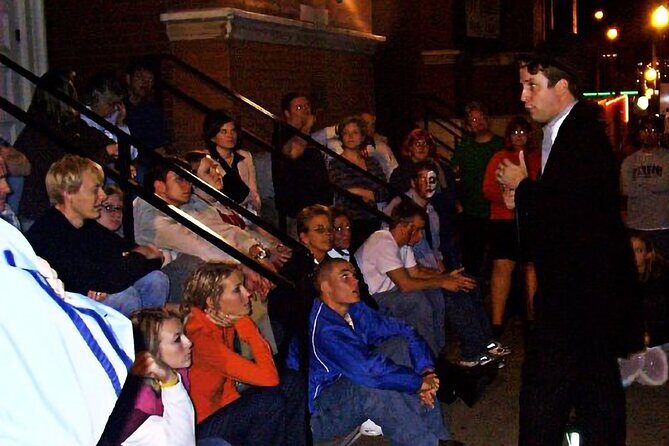 Haunted Nashville Night-Time Walking Tour with Costumed Guide - Stop 5: Ryman Auditorium and country legend hauntings