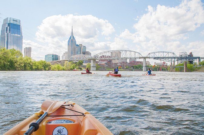 Kayak Scavenger Hunt in Downtown Nashville - Timing and group size: how the experience stays manageable