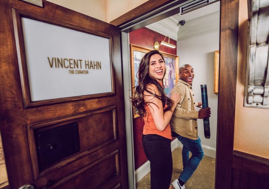 Nashville: 1-Hour Escape Room Adventure in Berry Hill - Puzzle Style: Teamwork, Communication, and Smart Hands-On Challenges