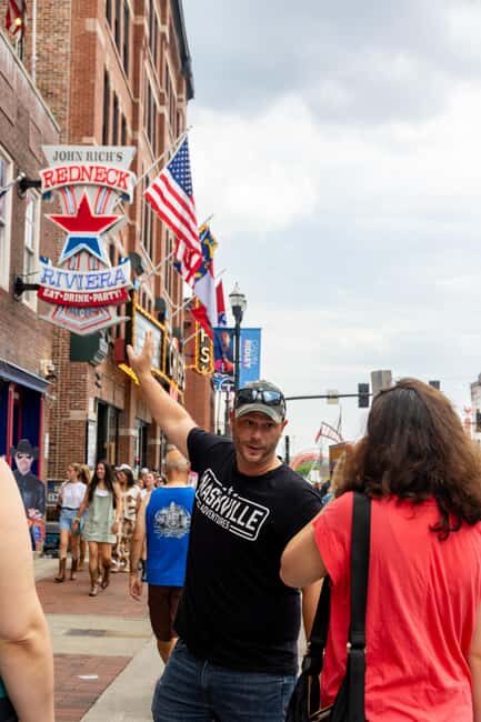 Nashville: 2 Hour History & Highlights Walking Tour - A 1.5-Hour Route That Keeps Downtown Stories Moving