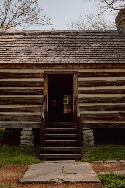 Nashville: Belle Meade Historic Site Journey to Jubilee Tour - What the guide experience looks like in real life