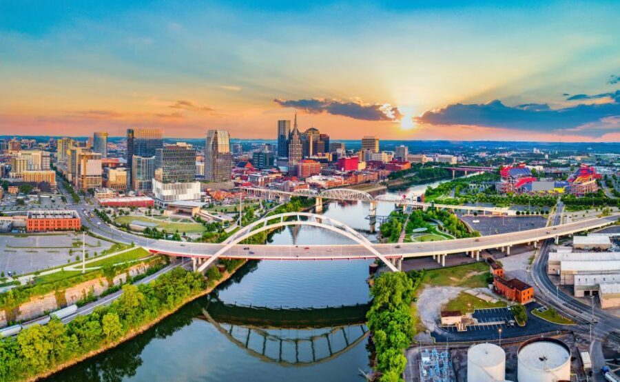 Nashville: Murder in Music City Walking Tour - Where the tour starts near downtown landmarks