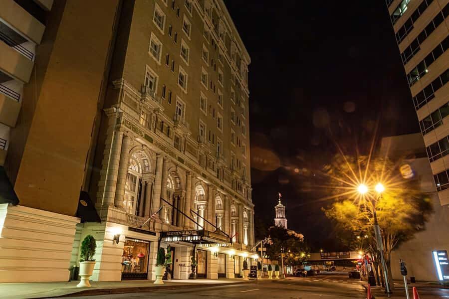 Nashville: Music City Ghosts & Hauntings Guided Walking Tour - Guides Matter: Dylan, Mike, and the Storytelling That Makes It Work