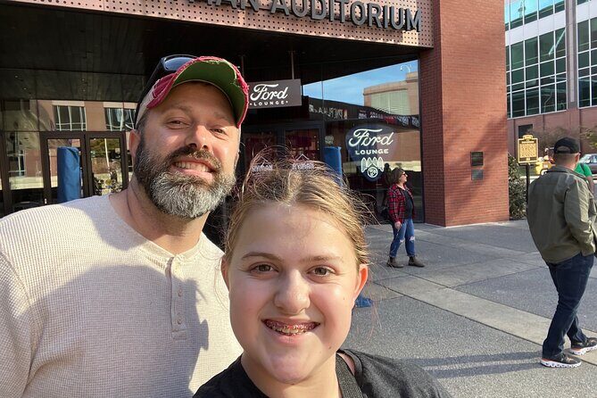 Nashville Scavenger Hunt and Sights Self-Guided Private Tour - Value: getting a lot of fun for about $16 per person