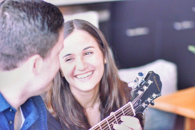 Nashville Songwriter Experience: Write your own Song - Meet Jessica Giordano and get into the writing-room mindset
