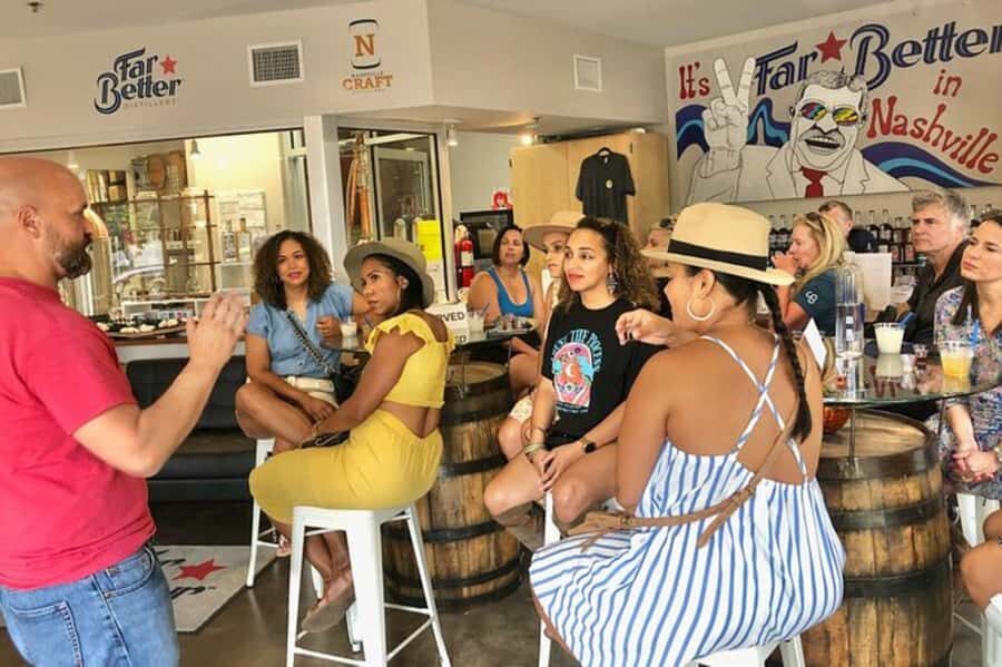 Nashville: Taste of Nashville Food and Sightseeing Van Tour - A van ride that turns Nashville food cravings into a mini tour