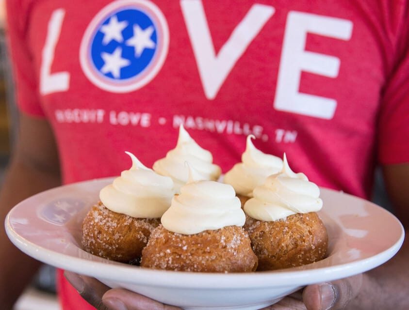 Nashville: The Gulch Walking & Tasting Food Tour - Your 3-hour rhythm: how the tasting pace actually works