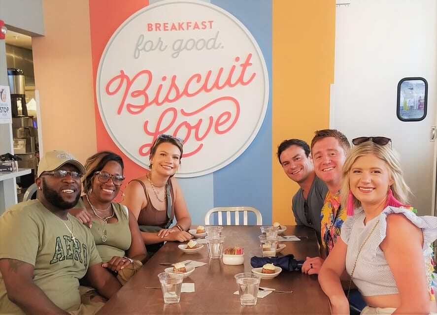 Nashville: The Gulch Walking & Tasting Food Tour - Murals and history: why the guide’s stories make the food click