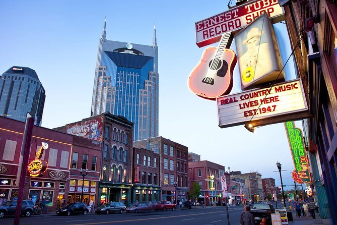 Nashville VIP Style Private Tour with Local Singer-Songwriter - Bicentennial Capitol Mall State Park: Bells, Memorials, and a Quick Reset