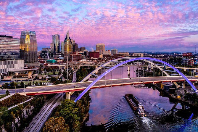 Private Custom Tour with a Local Guide at Nashville - Comfort on Foot: Plan for Nashville Weather and Timing