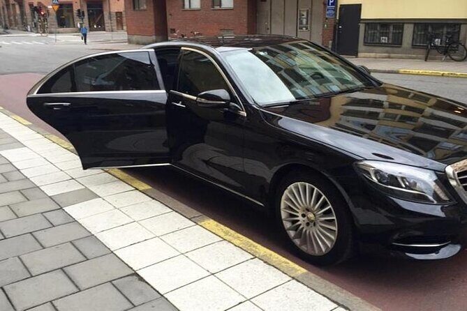Private Transfer Nashville Airport BNA to Nashville City - Matching the Right Vehicle to Your Group and Luggage