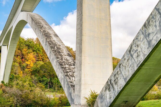 Self-Guided Audio Driving Tour in Natchez Trace Parkway - A self-drive tour that keeps the momentum