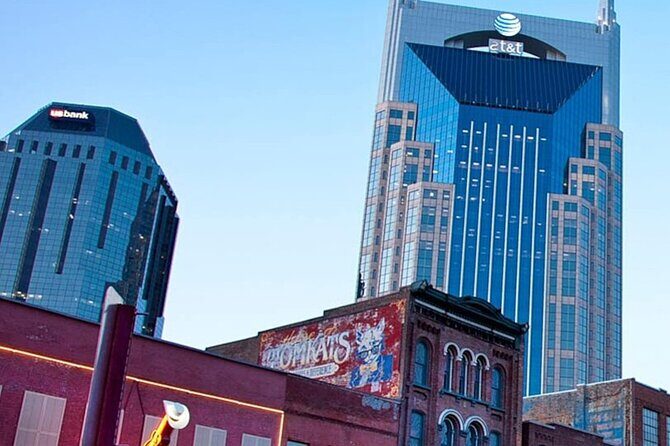 The Heart of Downtown Nashville: A Self-Guided Audio Tour - A Self-Guided Audio Walk from the Ryman to Nudie’s