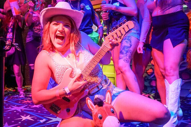 VIP Bar and Club Crawl in Nashville - Middle stops: karaoke moments, back rooms, and how to handle venue variety